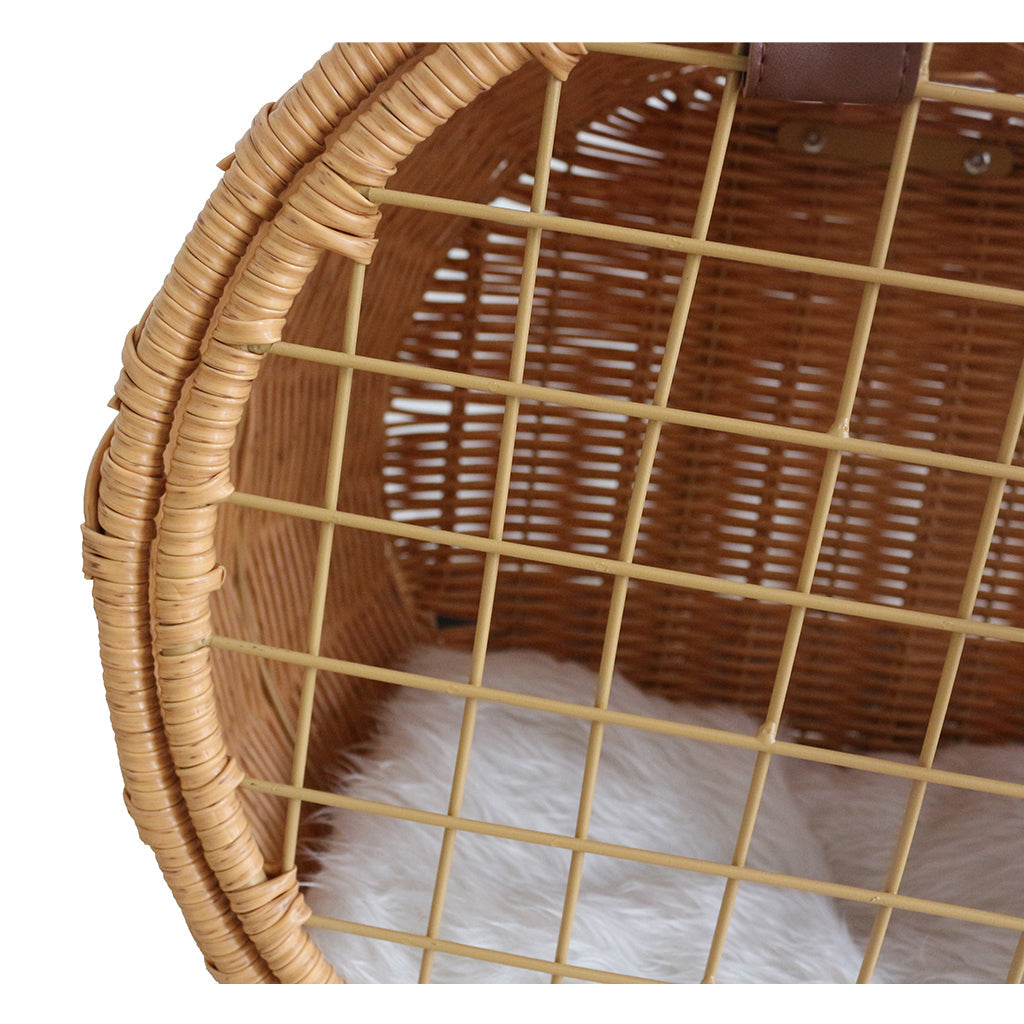Livara Wicker Cat Carrier Trolley - Travel-Ready, Wheels, Extendable Handle