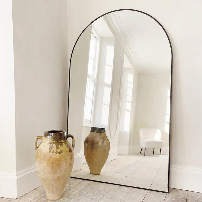 Livara Crystal Arch Wall Mirror - Modern Decor, HD Glass, Arched Frame