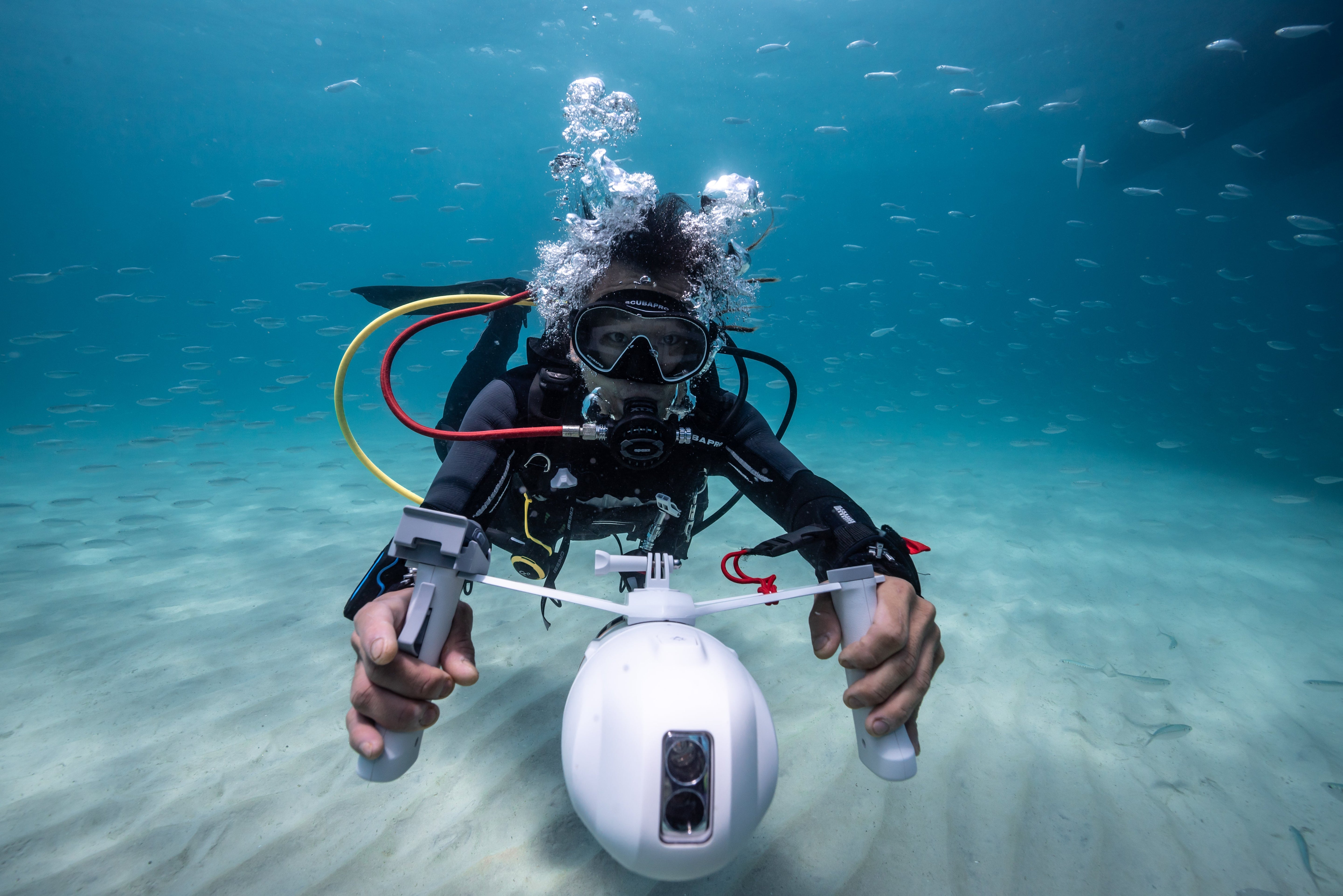Livara Dual-Battery Underwater Jet Power Fin - Water Adventure, Compact Propulsion