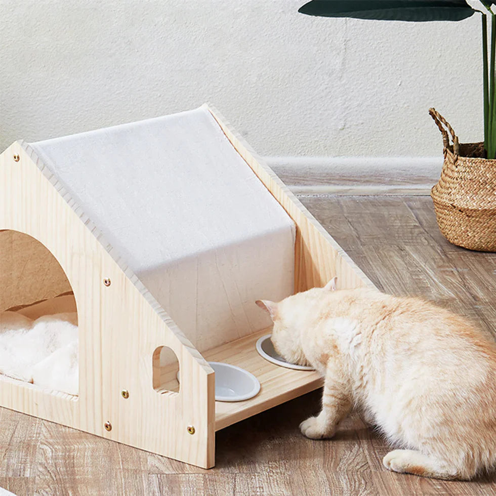 Livara Wood-Frame Pet House - Daily Use, Integrated Dining Area