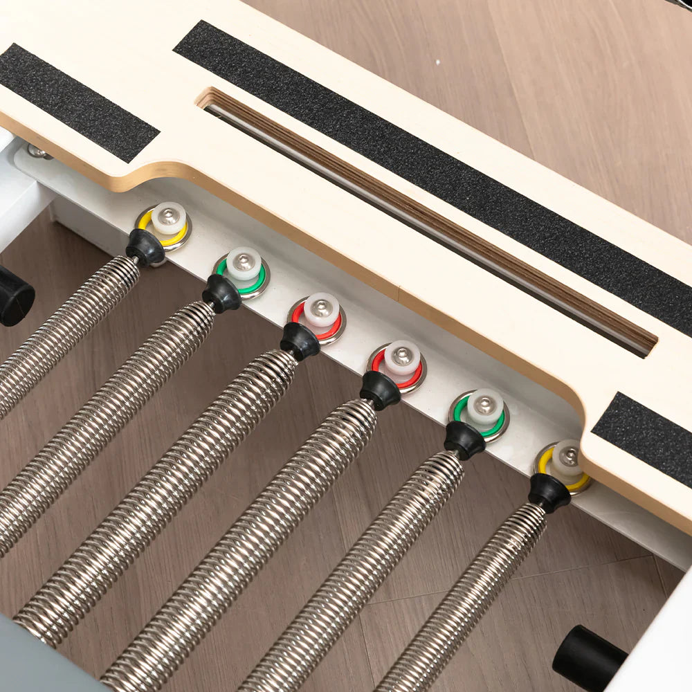 Livara Lightweight Aluminium Pilates Reformer - Small-Space Training, 6-Spring System