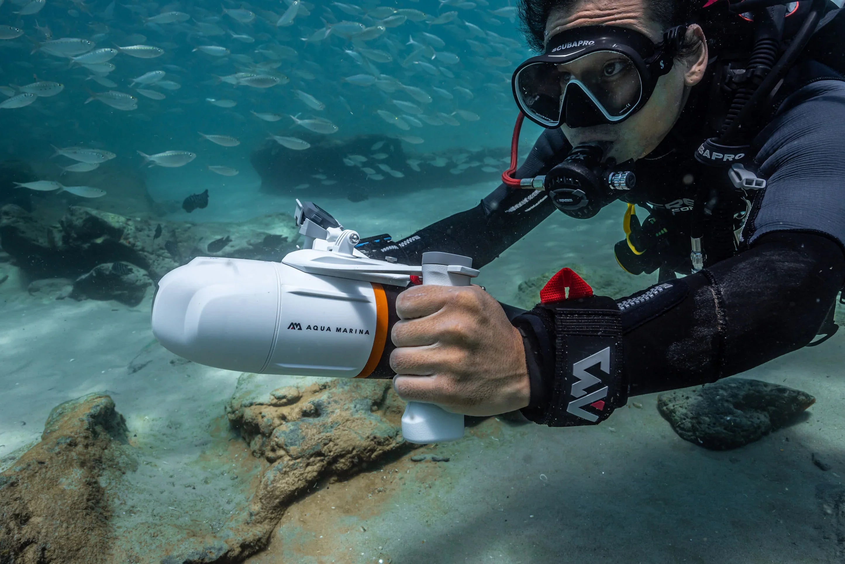 Livara Dual-Battery Underwater Jet Power Fin - Water Adventure, Compact Propulsion
