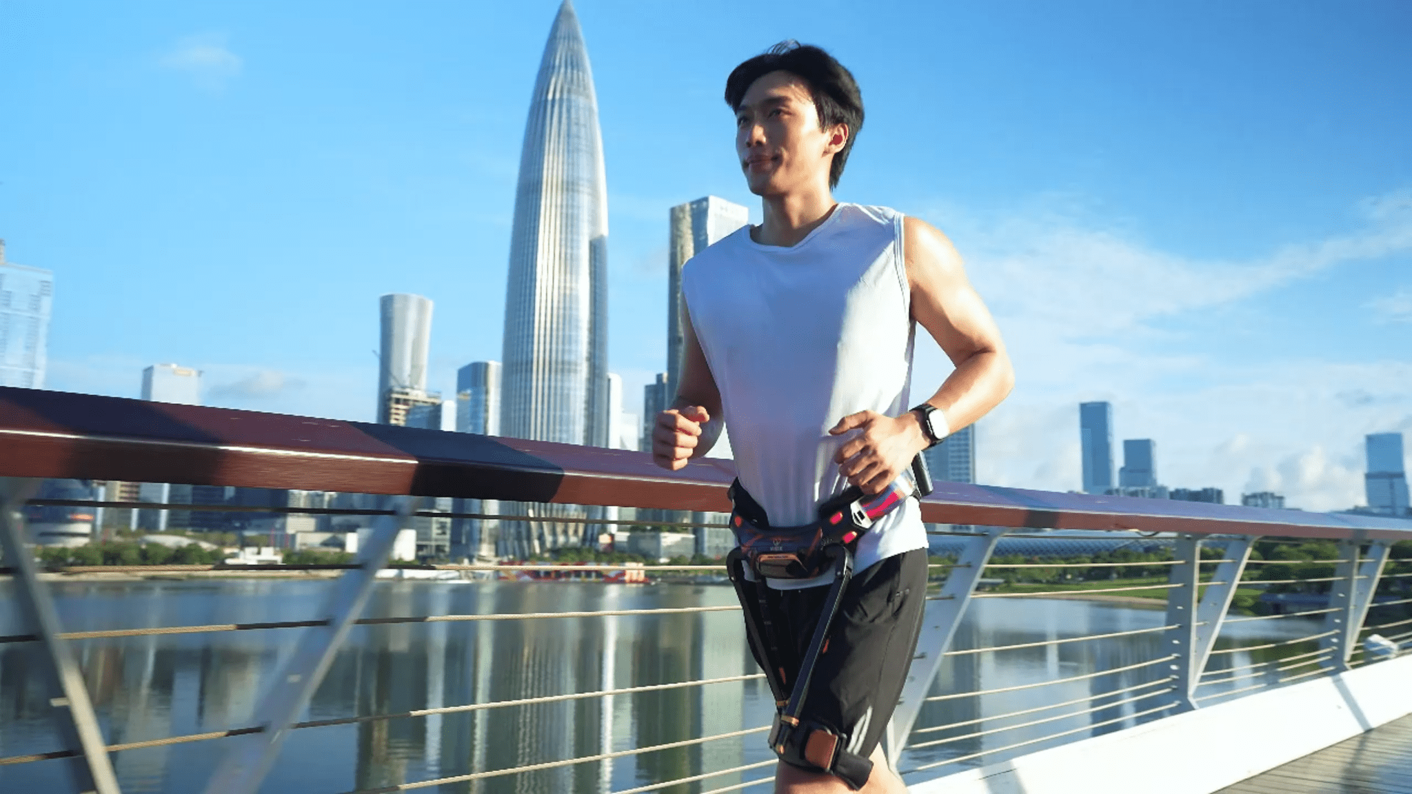 π exoskeleton — running assist