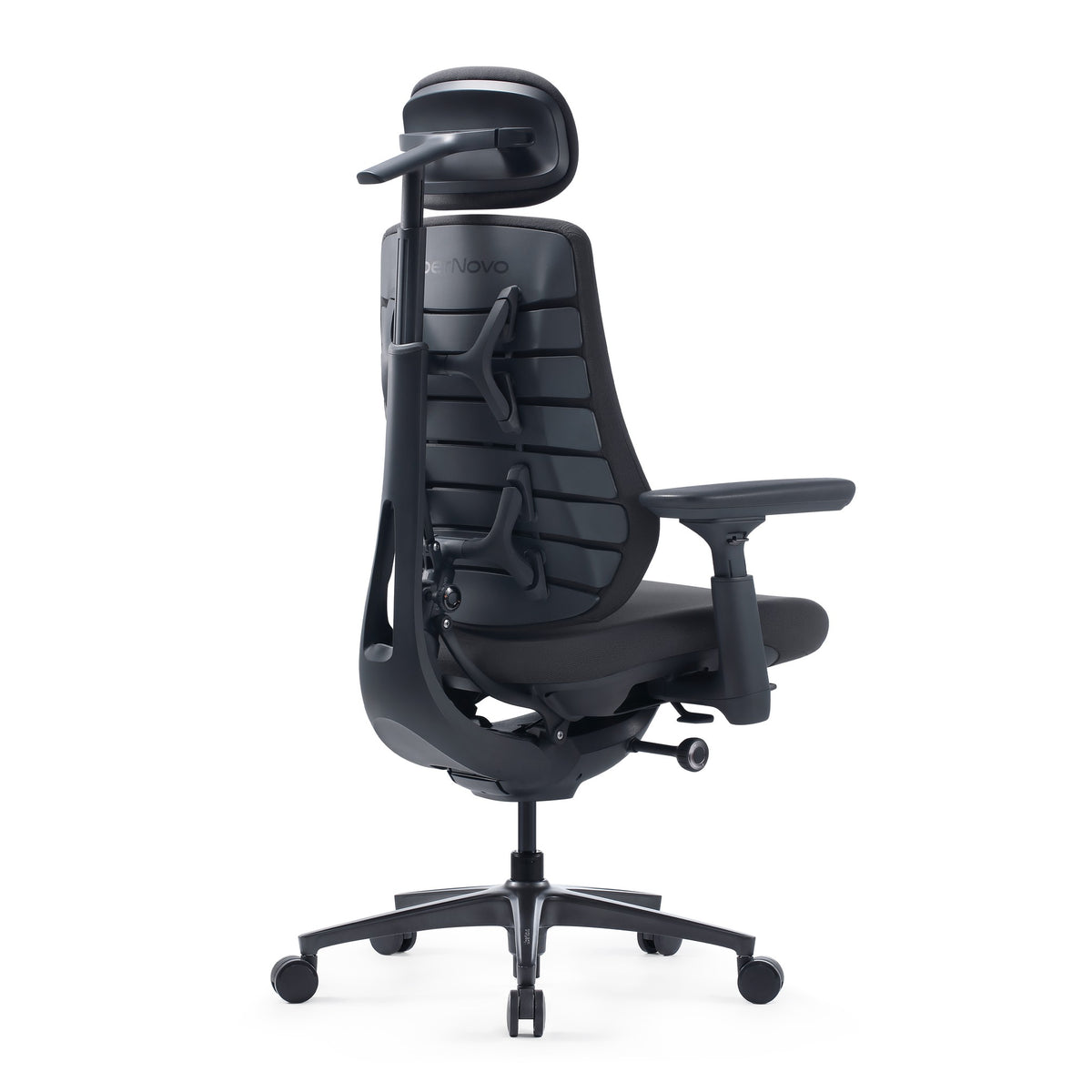 LiberNovo Maxis Manual big and tall ergonomic chair in Graphite