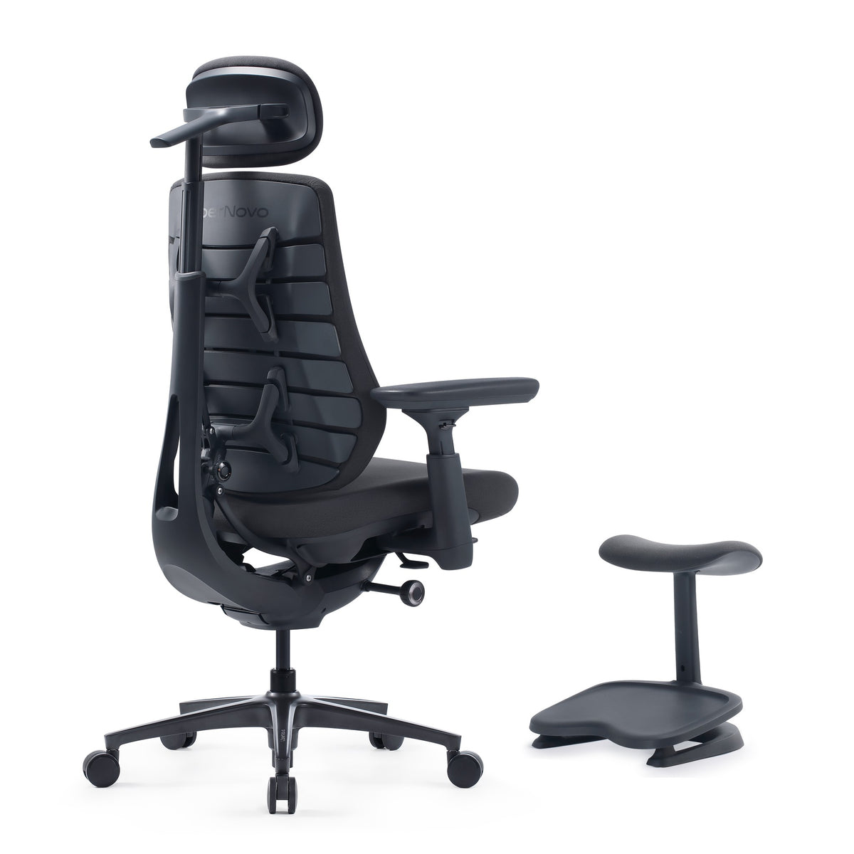 LiberNovo Maxis Manual big and tall ergonomic chair in Graphite with StepSync footrest